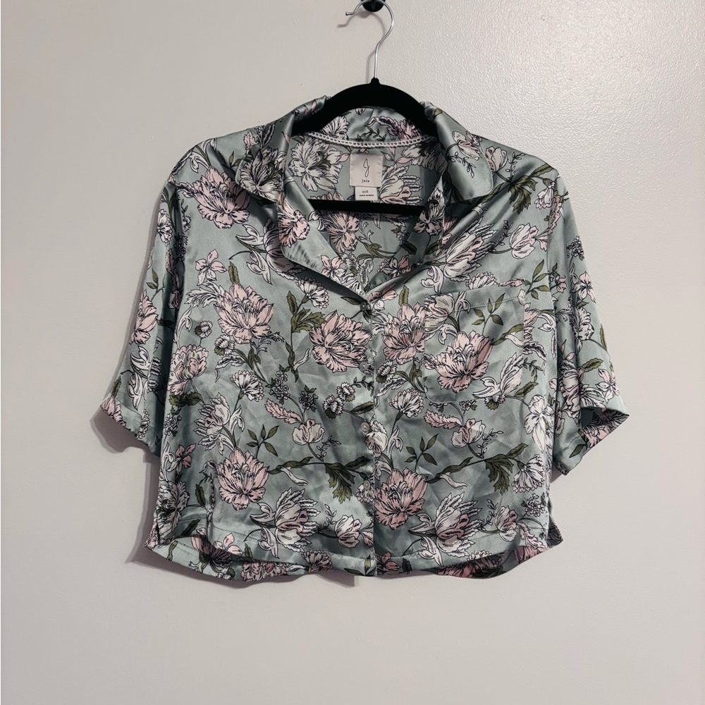 Joie blue floral button up crowd pj top with collar size medium